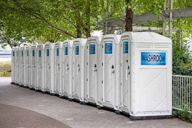 Best Emergency porta potty rental  in Hines, OR