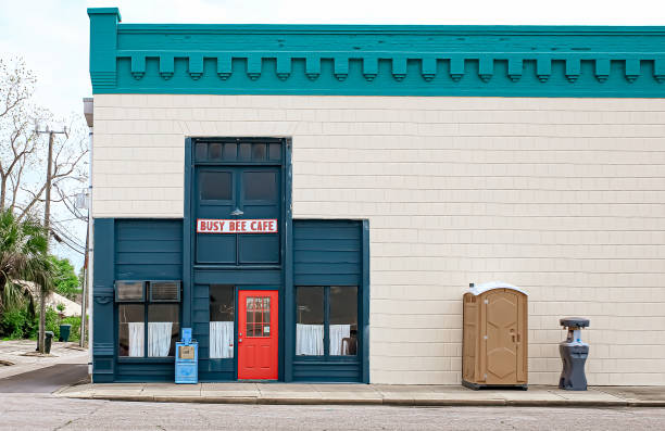 Best Portable toilet rental cost  in Hines, OR
